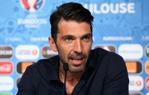 Gianluigi Buffon tells Chelsea that Antonio Conte will solve Blues' defensive woes at Stamford Bridge