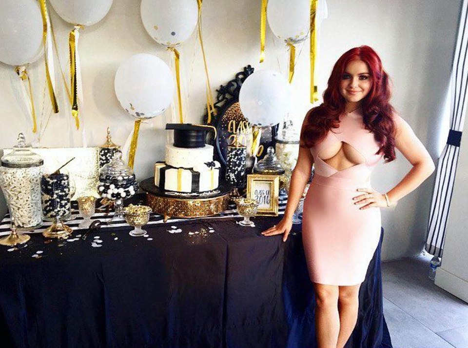 Ariel Winter 