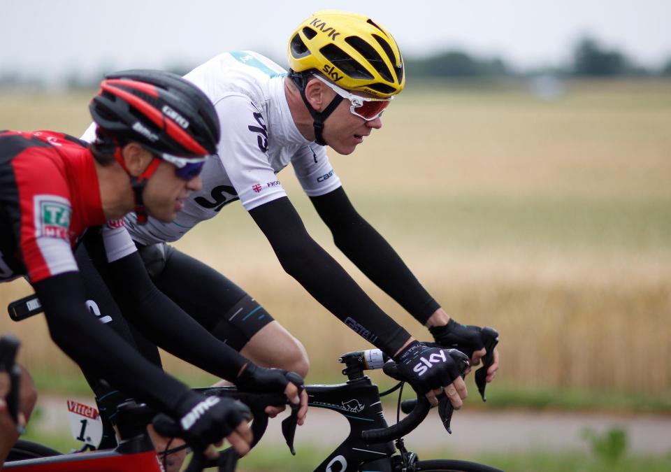  Chris Froome was able to get back on a new bike and carry on