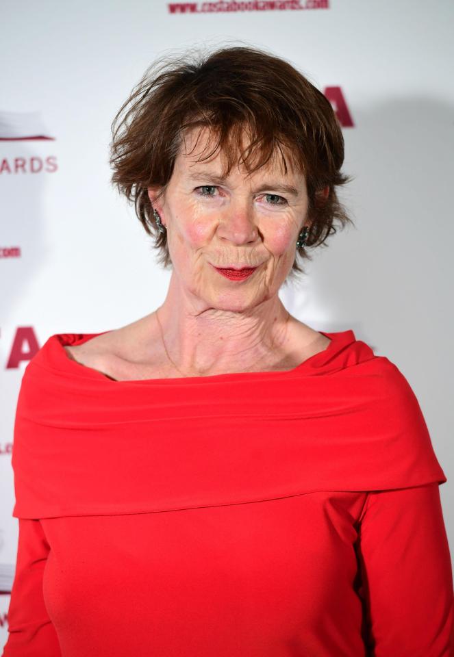  Celia Imrie stars alongside Imelda in new film Finding Your Feet