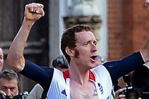 Bradley Wiggins hopes young cyclists will opt to avoid the negativity surrounding Team Sky