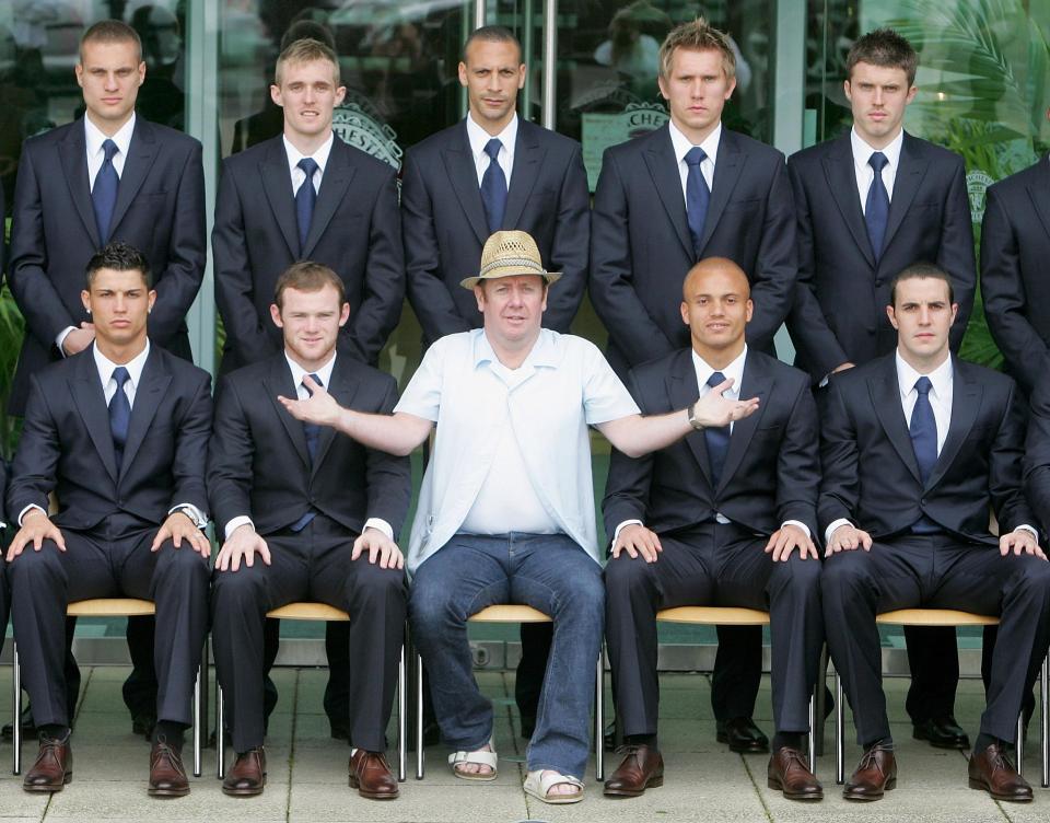 Tailor William Hunt dressed Manchester United ahead of their FA Cup final against Chelsea in 2007