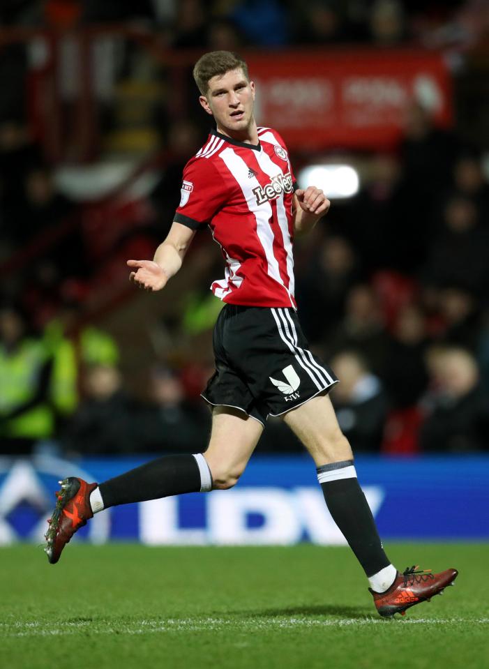  Leicester and Bournemouth are in a race to land Chris Mepham