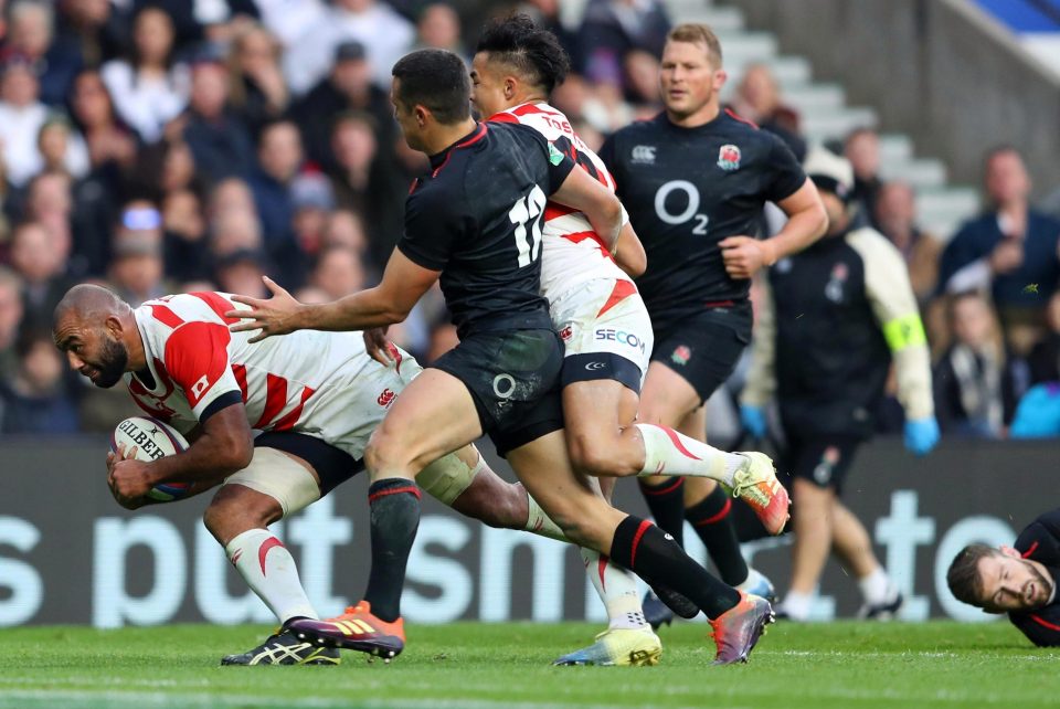 Michael Leitch wriggled clear to put Japan ahead before the break