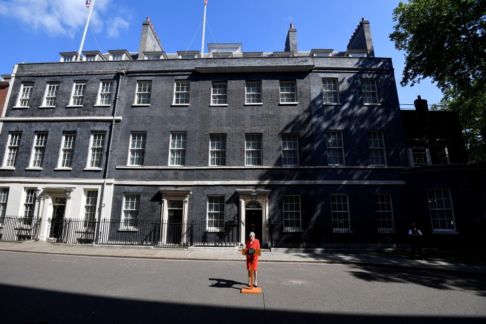  The PM made her statement in front of her official residence