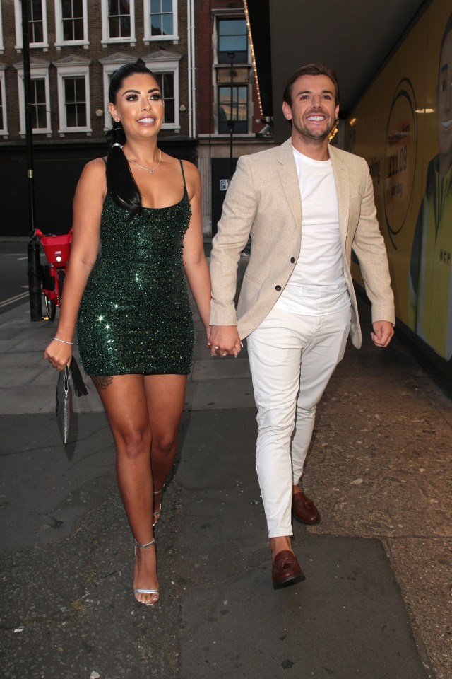  Married Cara and Nathan are the ultimate winners having stayed together after the show