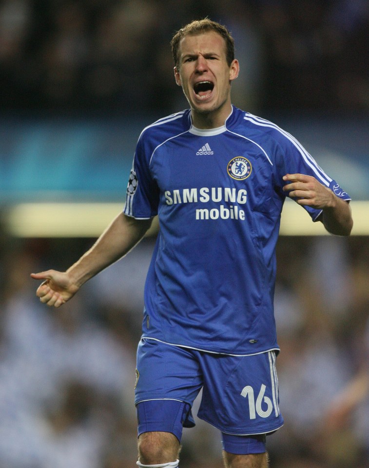  Arjen Robben was bought by Chelsea for £12.1m in 2004