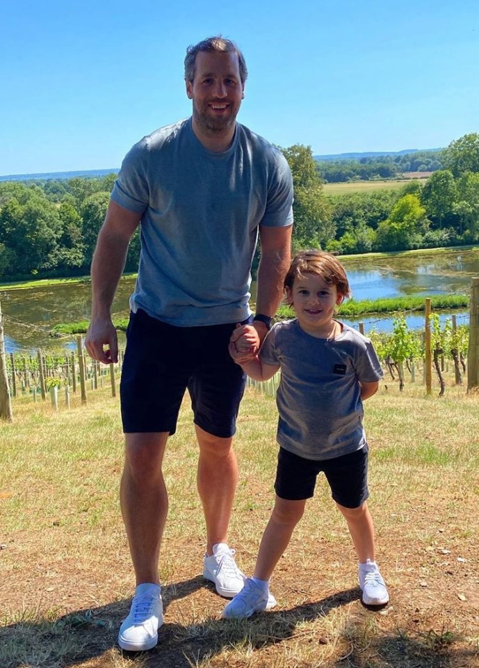  Sam's boyfriend Paul said they were filming Mummy Diaries in the countryside