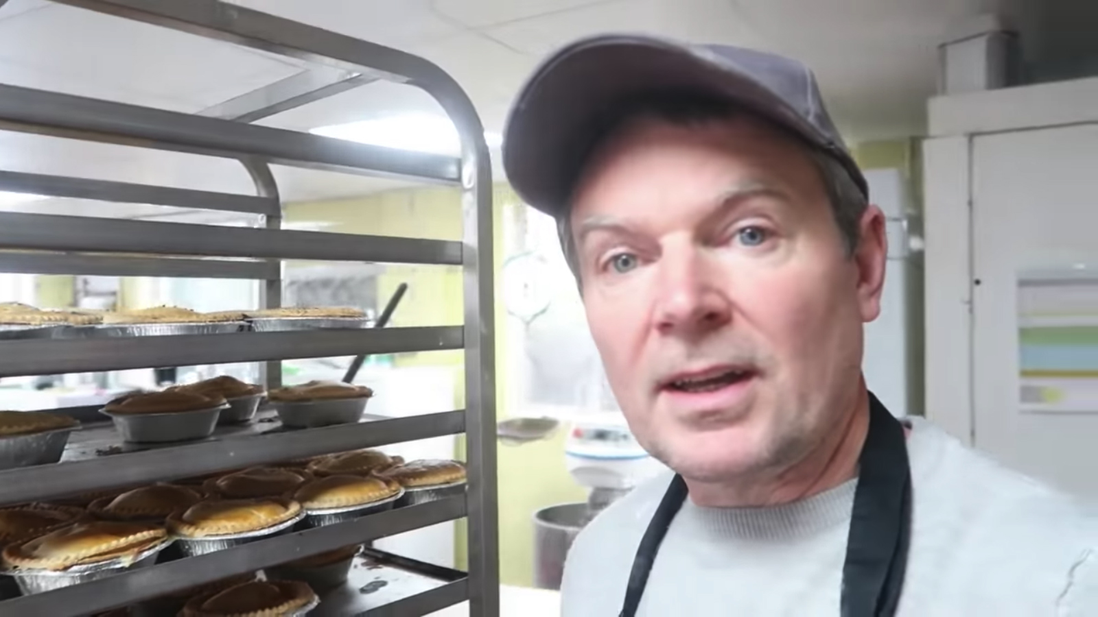 Noel and Sue famously don’t rely on benefits for their bumper brood, and live off their pie shop for income
