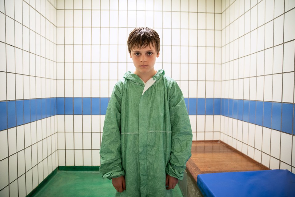  Billy Barratt plays Responsible Child star Ray