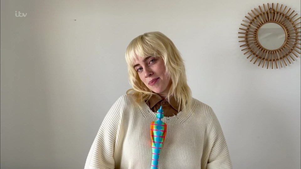 Billie Eilish won the international female solo artist gong