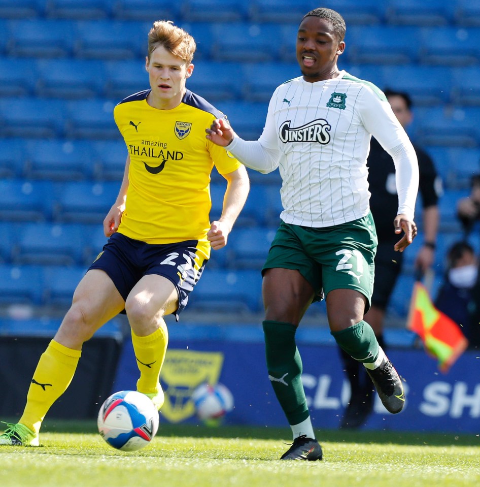 Oxford defender Rob Atkinson (left) is eyeing Championship football and facing ex-club Fulham