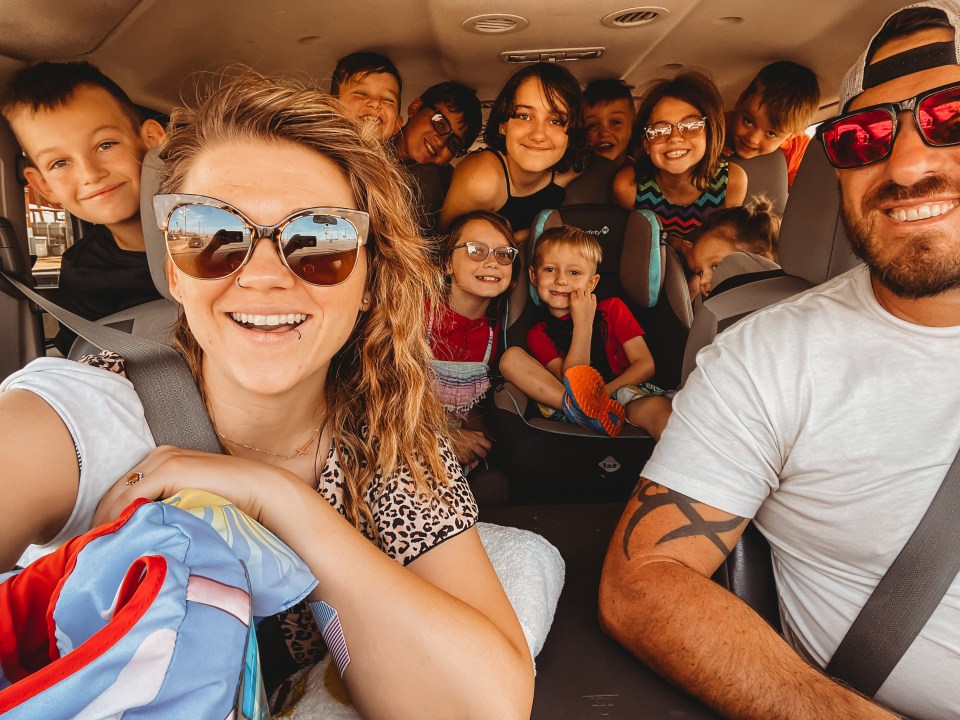Tracee Schaeffer has revealed her busy morning routine with 10 kids