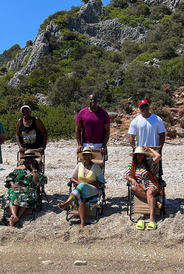Samuel L Jackson, Magic Johnson, and LL Cool J, all went on holiday in Greece with their families