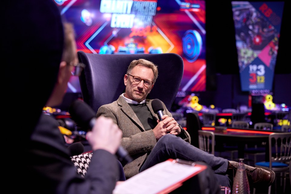 Christian  Horner expects a fight from Ferrari and Mercedes