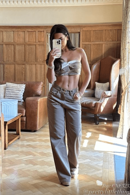Gemma Owens abs were rock hard in a new Instagram post