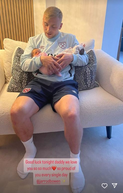 Another post from Wednesday as Dani cheered on her beau at home with the kids