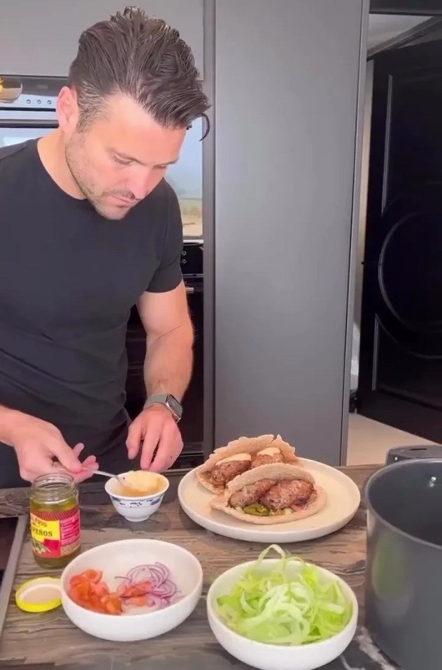 Mark Wright has perfected making kebabs in the air fryer