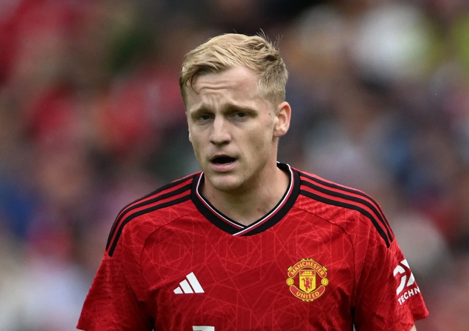 Donny Van De Beek could make a late move to Galatasaray