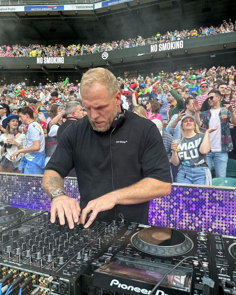 Chloe recently told how she felt 'abandoned' by the ex rugby ace who is pursuing a DJ career which takes him overseas