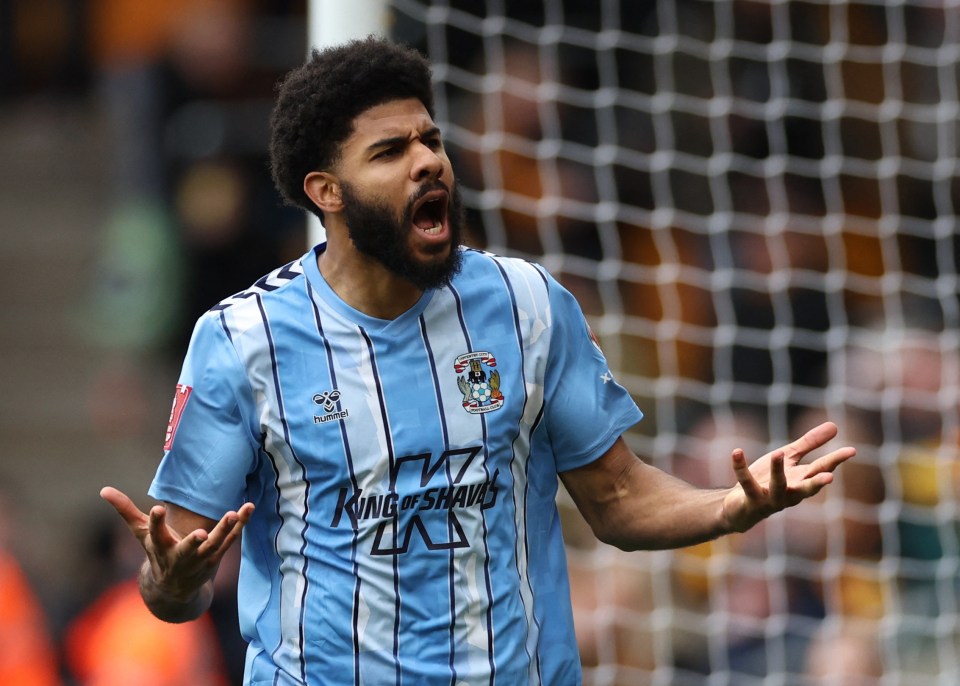Ellis Simms is being tracked by two Premier League sides this summer
