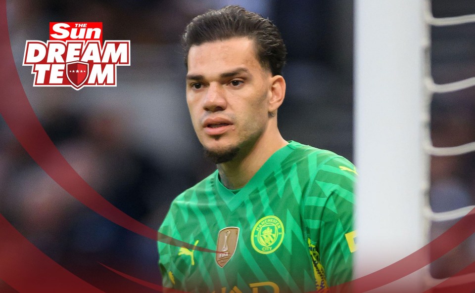Ederson took a nasty blow against Spurs