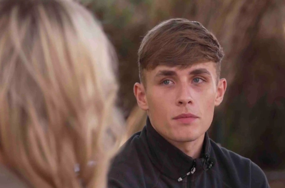 a man is talking to a woman on a tv show called missing jay slater