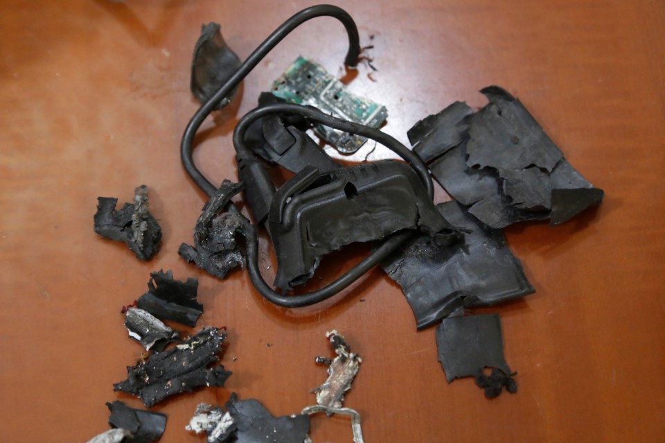 a bunch of pieces of electronics are laying on a table