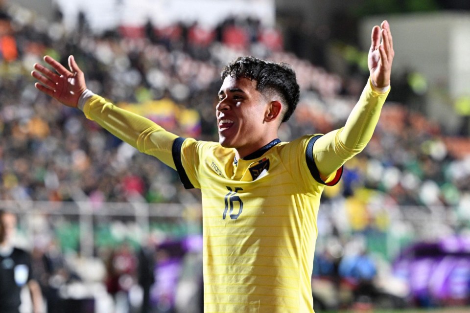 Ecuador's midfielder Kendry Paez celebrates after scoring during the 2026 FIFA World Cup South American qualification football match between Bolivia and Ecuador at the Hernando Siles stadium in La Paz, on October 12, 2023. (Photo by AIZAR RALDES / AFP) (Photo by AIZAR RALDES/AFP via Getty Images)