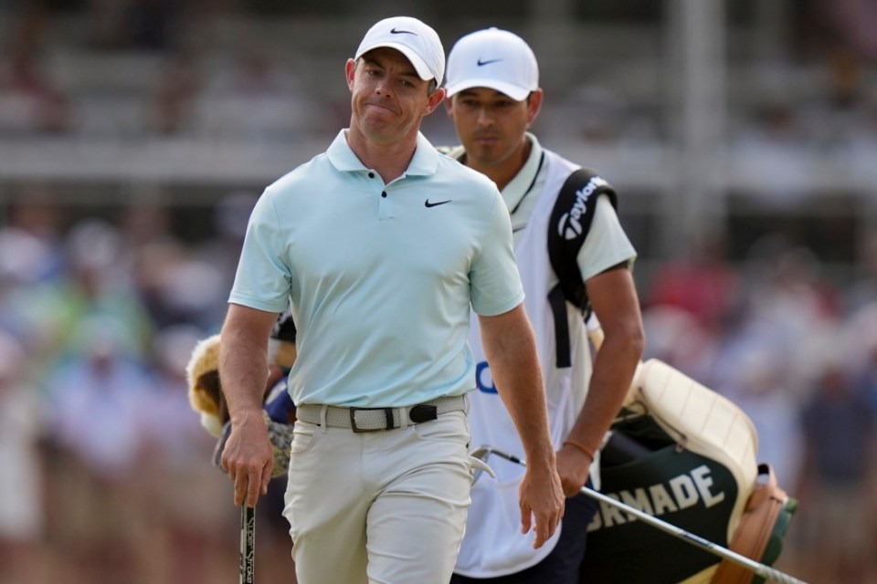 Rory McIlroy, of Northern Ireland, reacts on the 15th hole during the final round of the U.S. Open golf tournament Sunday, June 16, 2024, in Pinehurst, N.C. (AP Photo/Frank Franklin II)