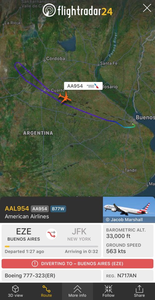 a screenshot of a flight from eze to buenos aires