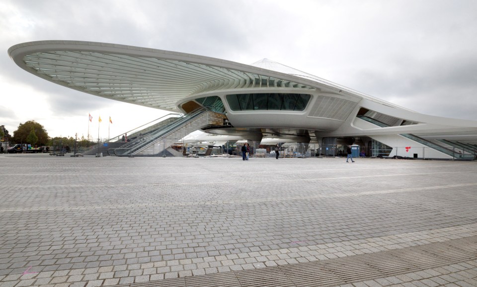 Mons railway station, designed by Santiago Calatrava.