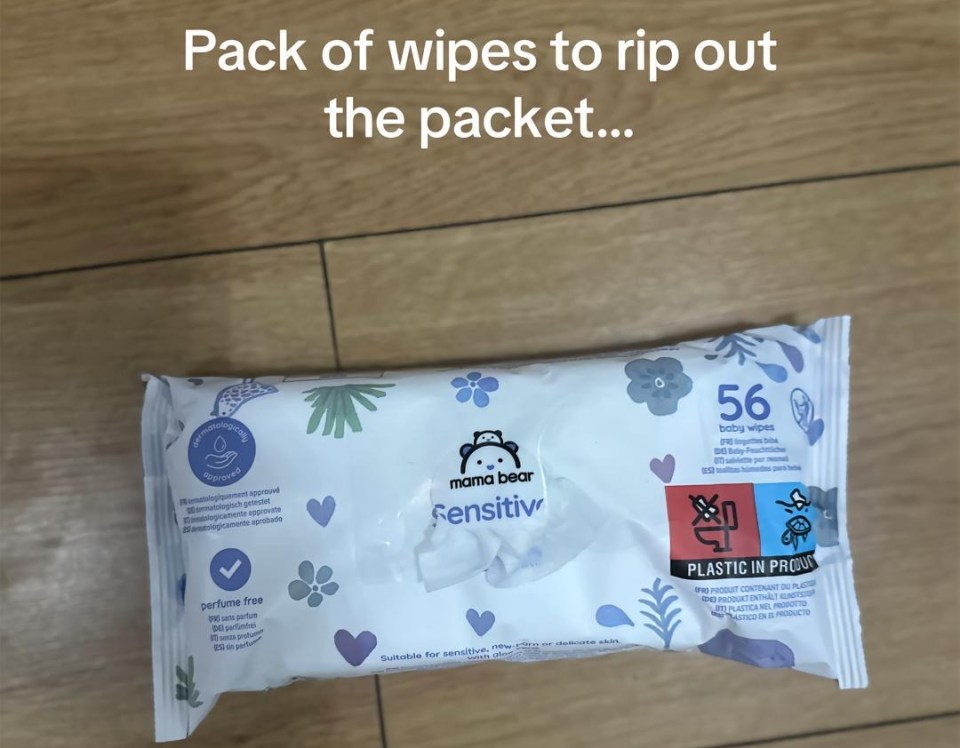 Pack of Mama Bear Sensitive baby wipes.