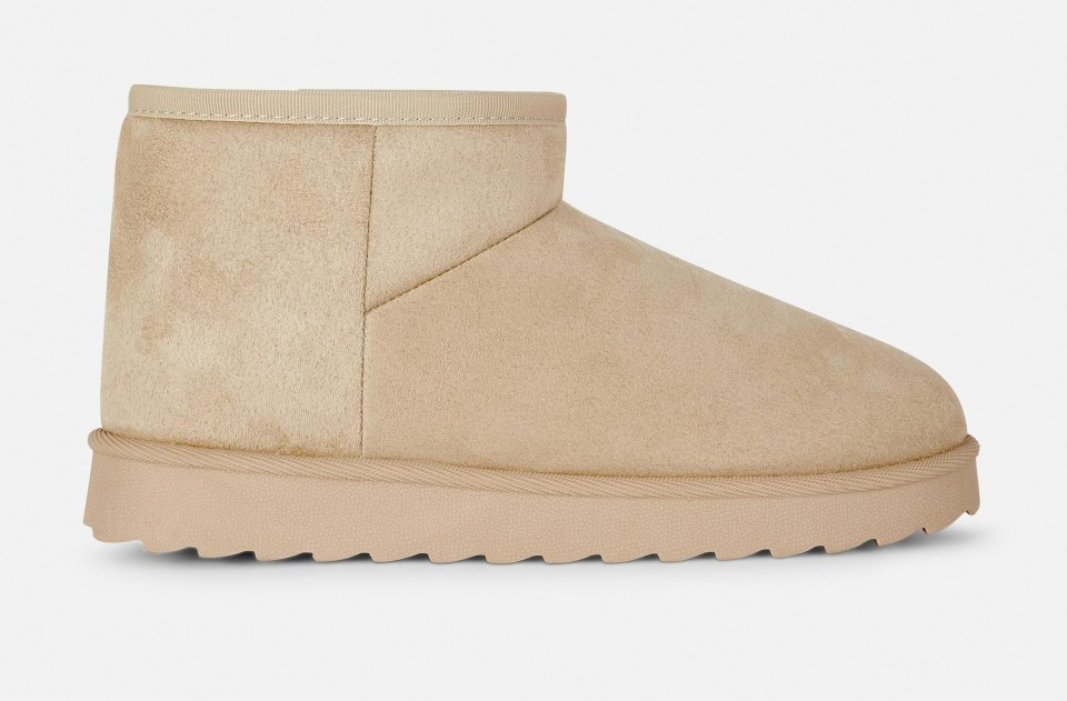 Beige suede slipper boot.