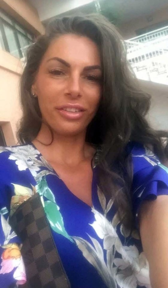 Photo of Lisa Smith.