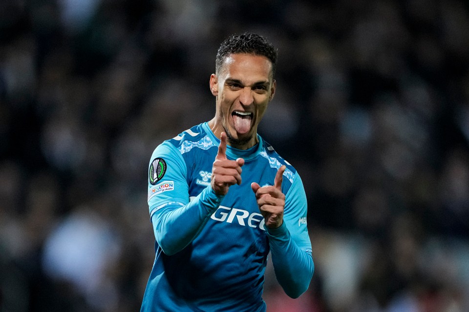 Antony dos Santos of Real Betis celebrating a goal.