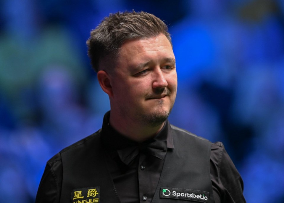 Alamy Live News. 3ACBJ3D Manchester, England, 3rd April 2025. Kyren Wilson reacts during his Quarter Final match against Ding Junhui during the 2025 Sportsbet.io Tour Championship match at Manchester Central Arena, Manchester. Picture credit should read: Cody Froggatt / Sportimage This is an Alamy Live News image and may not be part of your current Alamy deal . If you are unsure, please contact our sales team to check.
