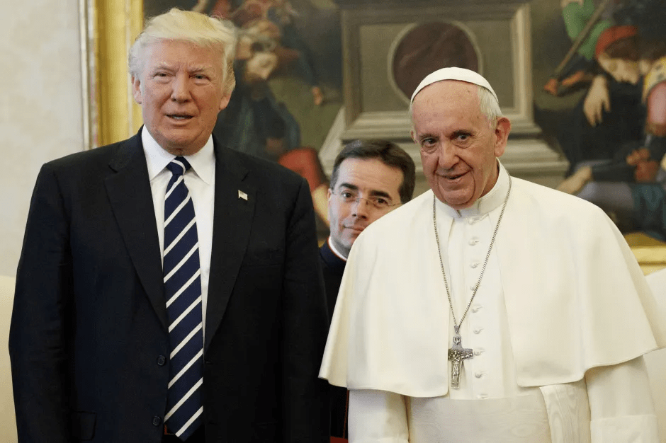 Donald Trump and Pope Francis meeting.