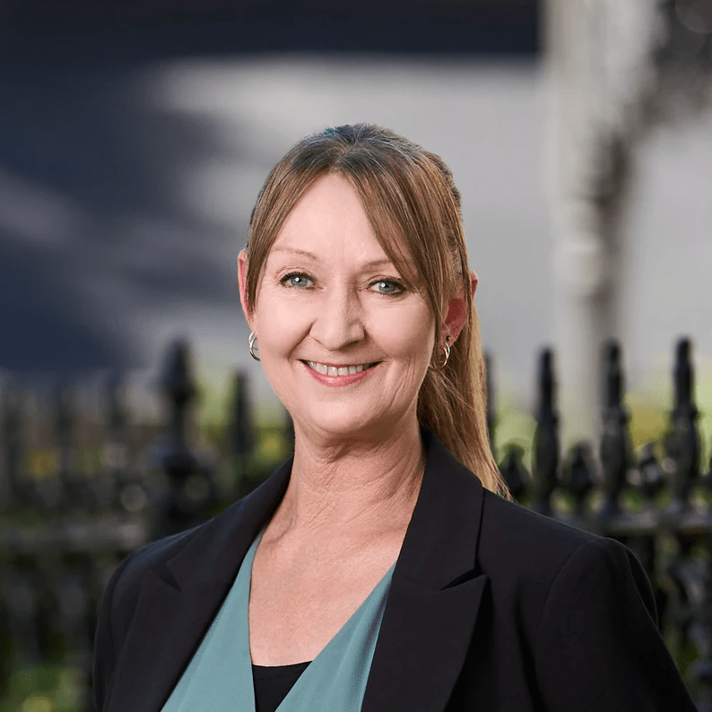 Headshot of Amanda Newcombe.