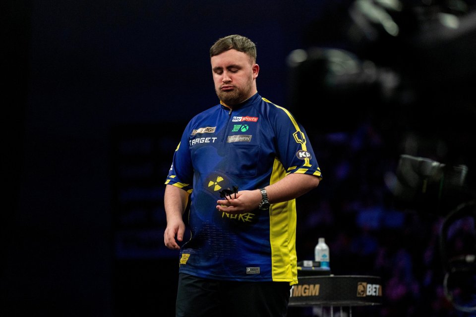 Luke Littler at the BetMGM Premier League Darts.