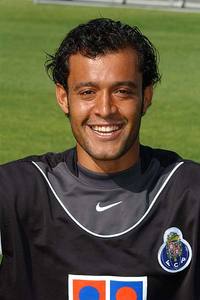 Headshot of Nuno Espírito Santo.