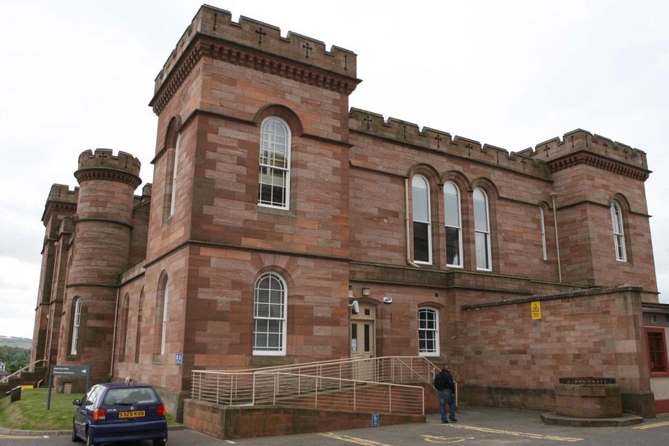 INVERNESS SHERIFF COURT