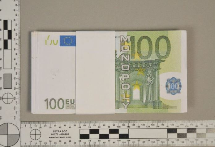The bills bear a slight resemblance to real Euros but have the word Monopoly written in capitals on the middle