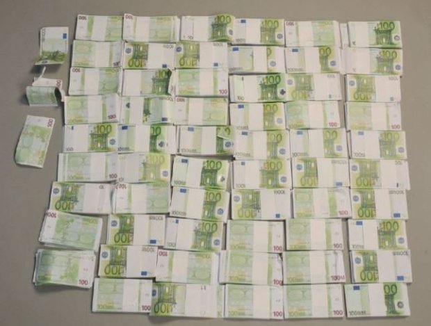 All three victims only realised they had been duped after transferring their valuables to the crooks