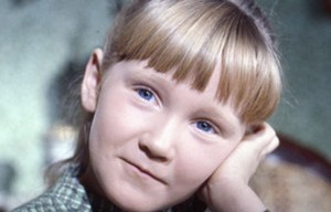 A spoonful of OMG! You'll never believe what Jane from Mary Poppins looks like now