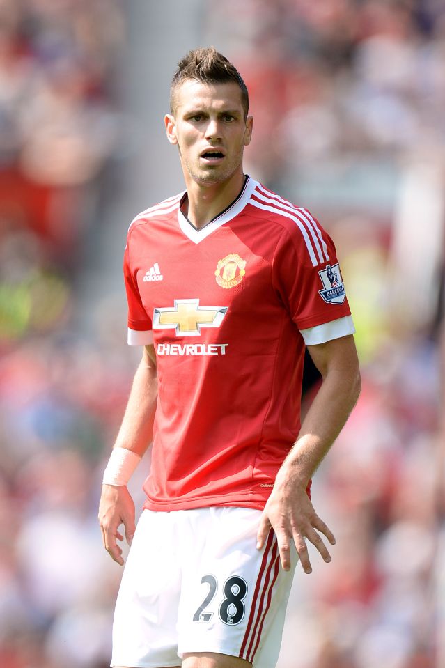Morgan Schneiderlin says he wants to 'eat football' this season with Manchester United