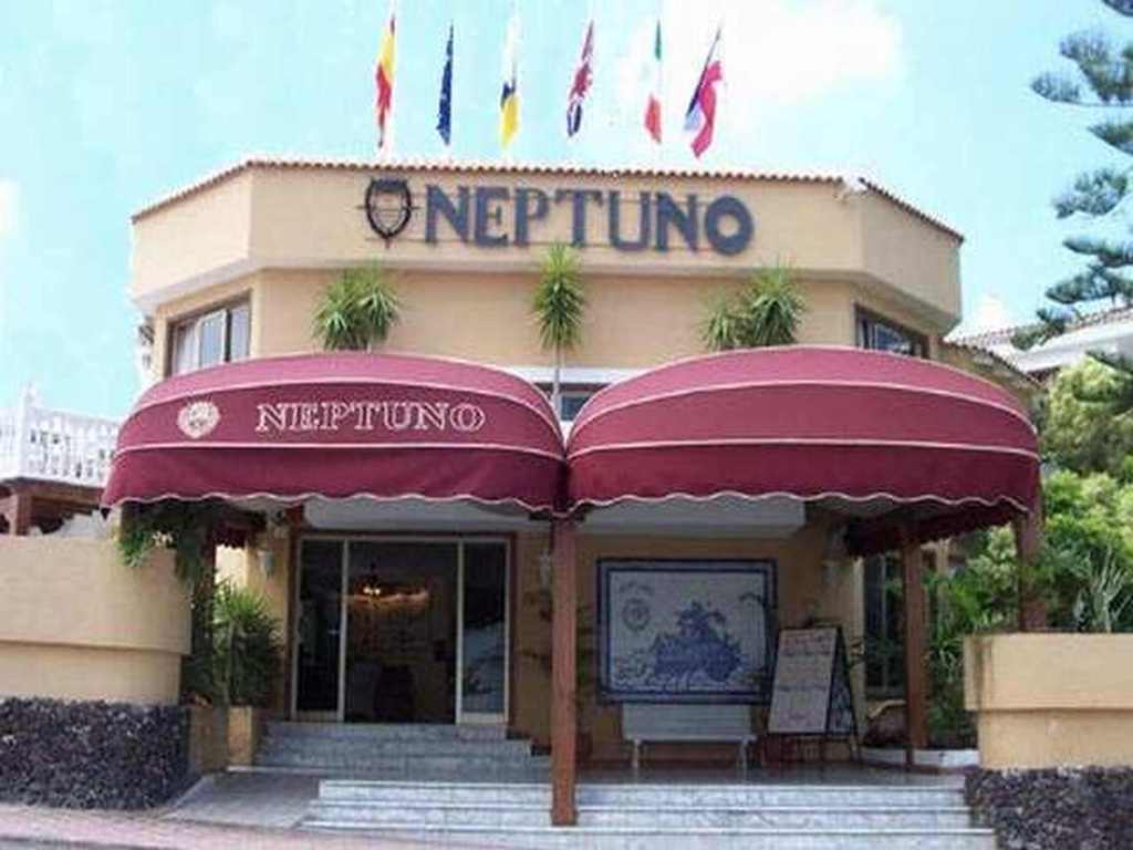 The British man was staying at the Aparthotel Neptuno at the time he was killed