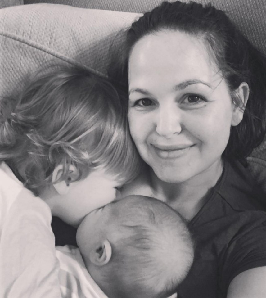 Giovanna with kids-Instagram