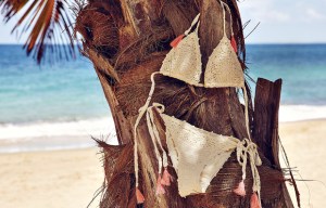 Your favourite bikini for £12... and 28 other beach looks