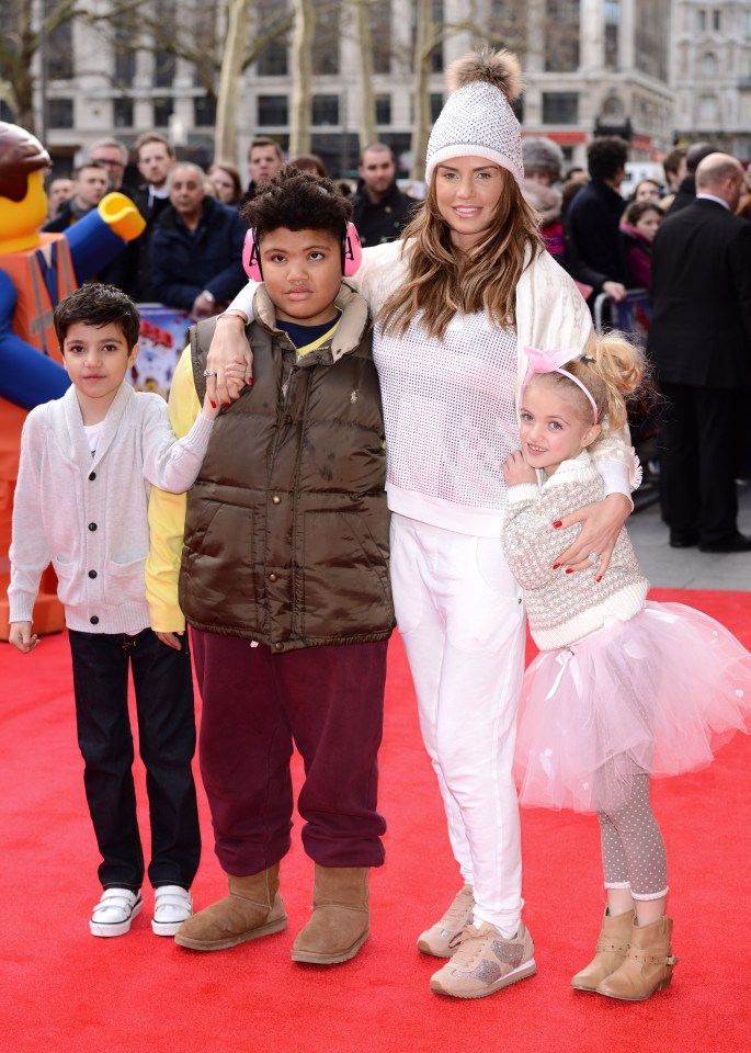 Harvey with Katie, Junior and Princess